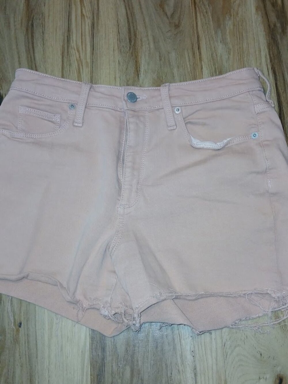 Universal Thread shorts